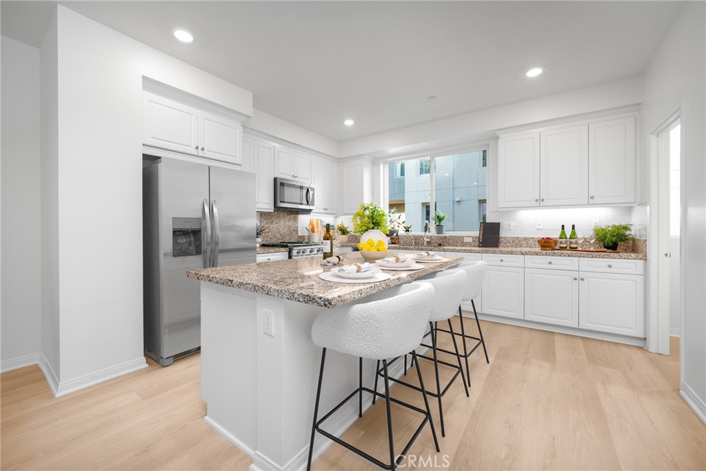 Irvine, California, 92614, United States, 3 Bedrooms Bedrooms, ,3 BathroomsBathrooms,Residential,For Sale,1988999