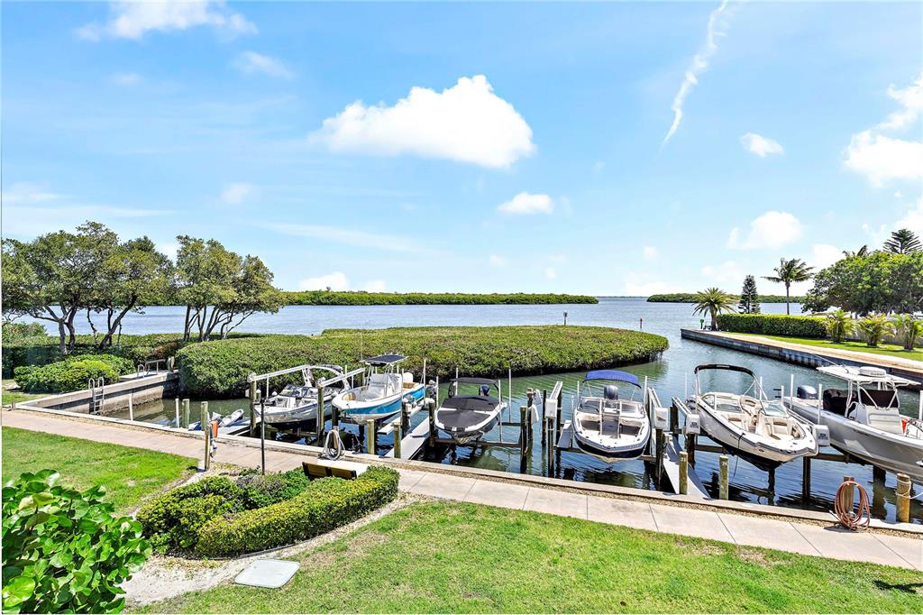 Longboat Key, Florida, 34228, United States, 2 Bedrooms Bedrooms, ,2 BathroomsBathrooms,Residential,For Sale,1837810