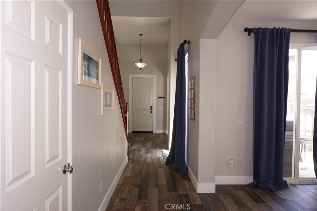 Temecula, California, 92592, United States, 4 Bedrooms Bedrooms, ,3 BathroomsBathrooms,Residential,For Sale,1857276