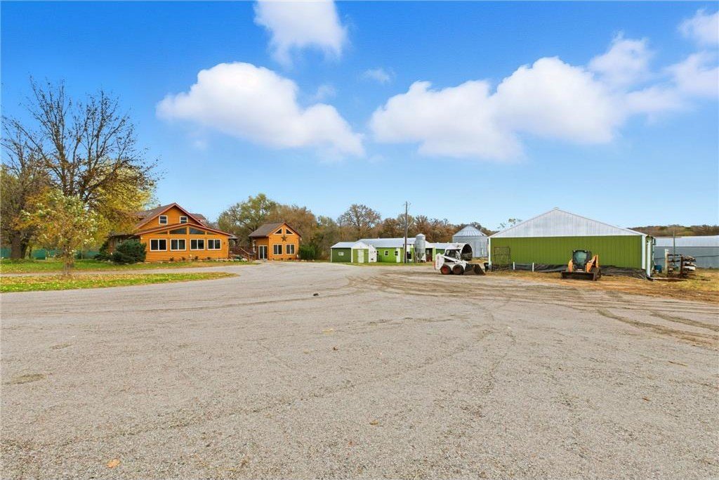 Holdingford, Minnesota, 56340, United States, 5 Bedrooms Bedrooms, ,2 BathroomsBathrooms,Residential,For Sale,1977131