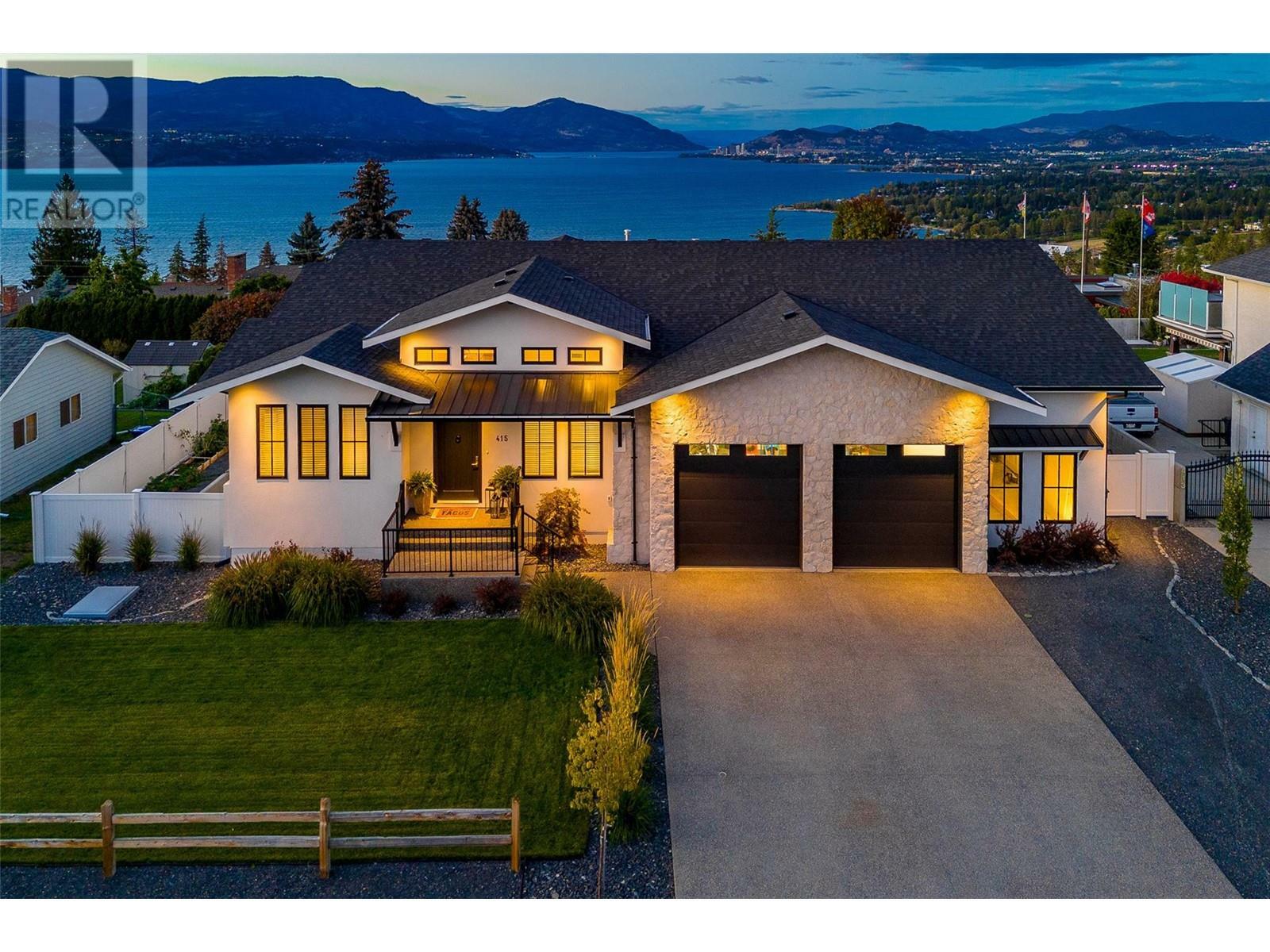 KELOWNA, British Columbia, V1W 4L1, CA, 4 Bedrooms Bedrooms, ,4 BathroomsBathrooms,Residential,For Sale,1838056