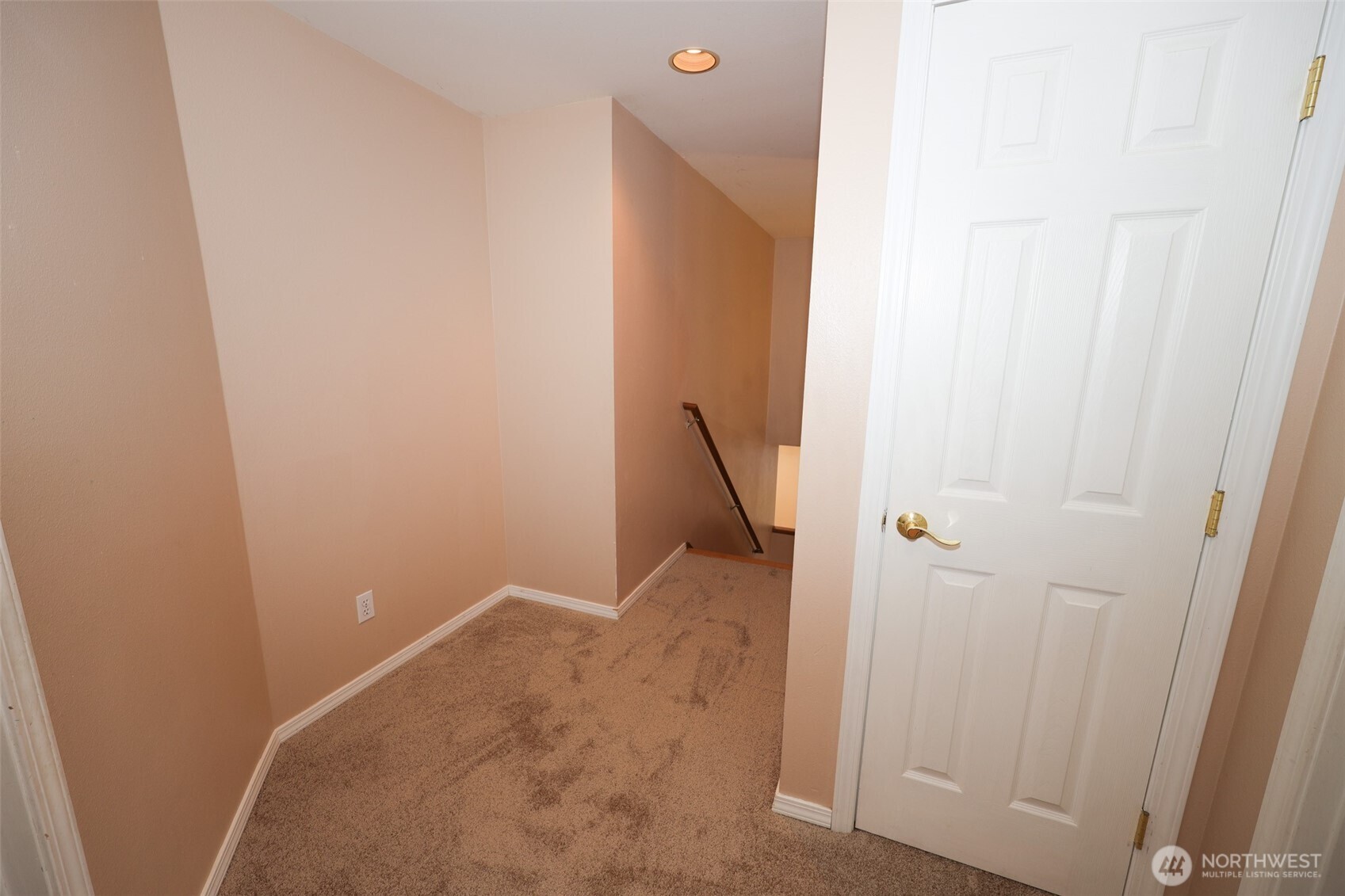 Auburn, Washington, 98092, United States, 4 Bedrooms Bedrooms, ,2 BathroomsBathrooms,Residential,For Sale,1893613
