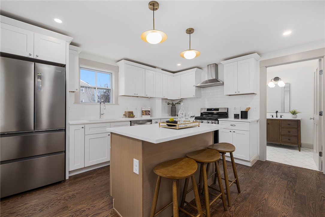 Providence, Rhode Island, 02906, United States, 4 Bedrooms Bedrooms, ,3 BathroomsBathrooms,Residential,For Sale,2000576