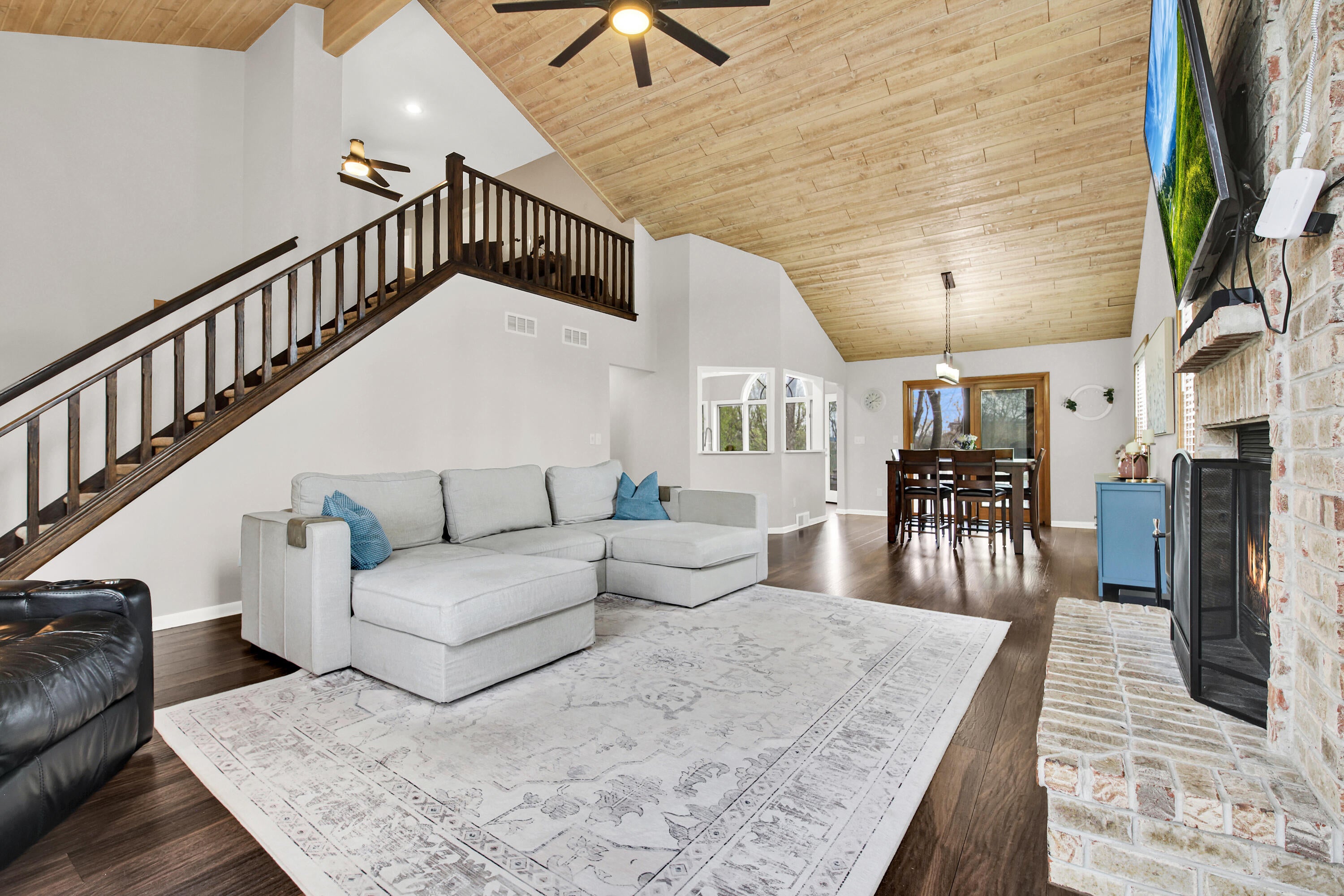 Muskego, Wisconsin, 53150, United States, 3 Bedrooms Bedrooms, ,3 BathroomsBathrooms,Residential,For Sale,2048106