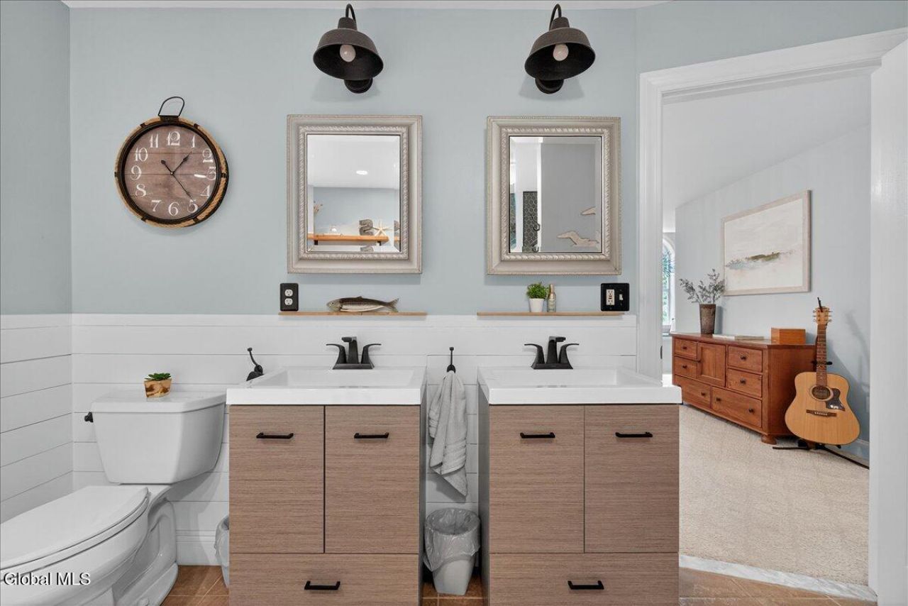 Queensbury, New York, 12804, United States, 3 Bedrooms Bedrooms, ,3 BathroomsBathrooms,Residential,For Sale,1942112
