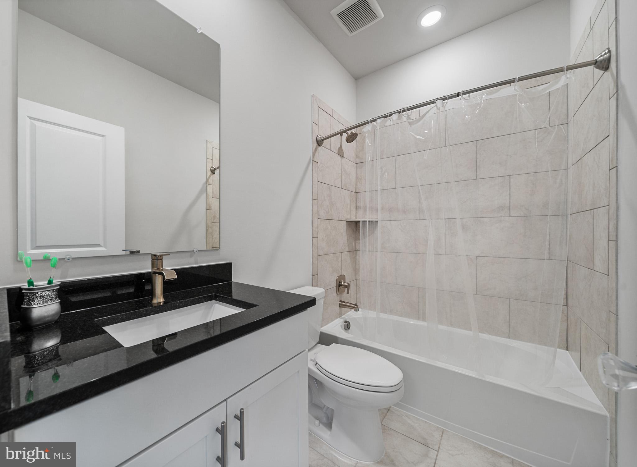 White Plains, Maryland, 20695, United States, 5 Bedrooms Bedrooms, ,5 BathroomsBathrooms,Residential,For Sale,1921773