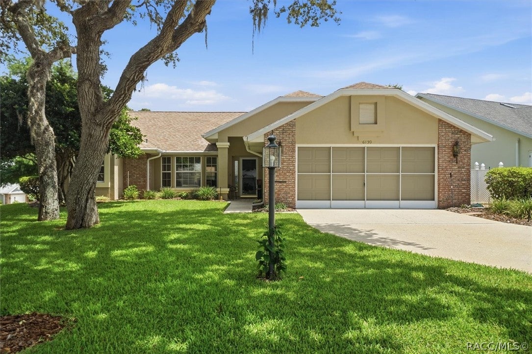 Whispering Oak Loop, Beverly Hills, FL 34465