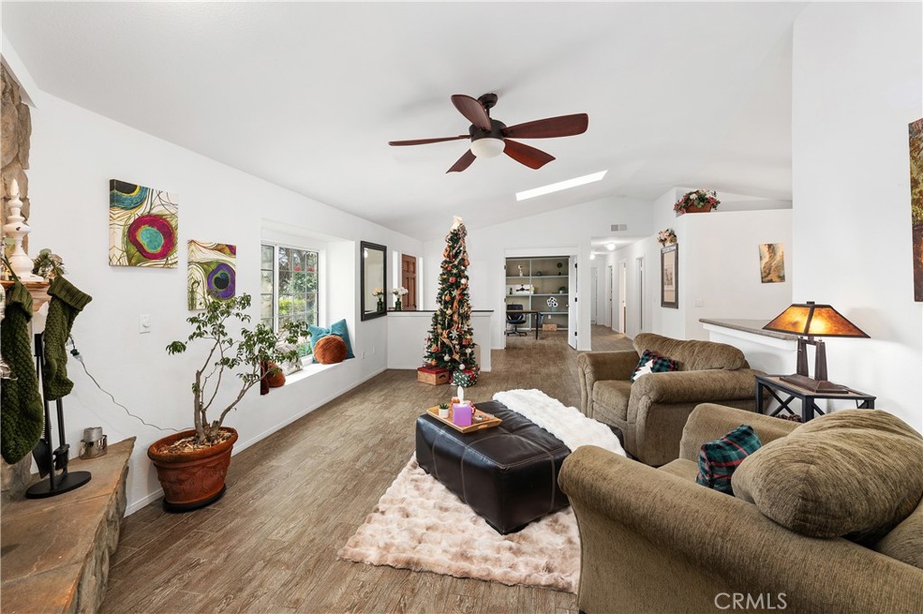 Fallbrook, California, 92028, United States, 5 Bedrooms Bedrooms, ,3 BathroomsBathrooms,Residential,For Sale,2003504