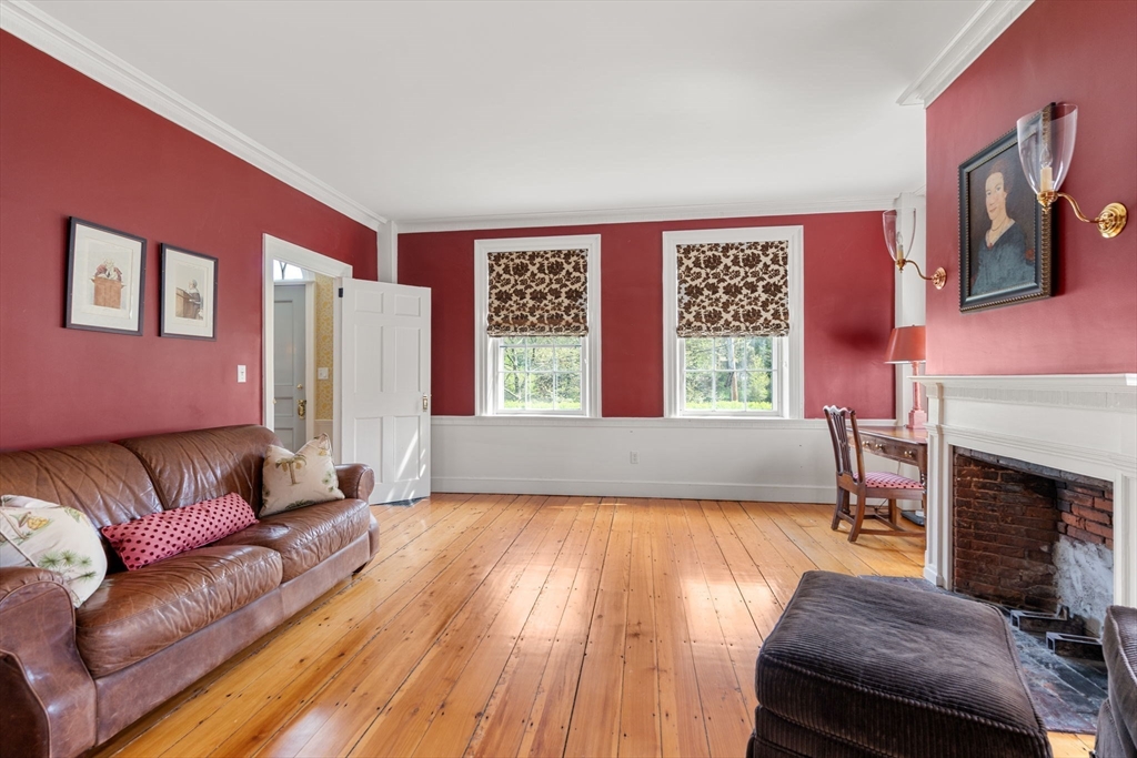 Sudbury, Massachusetts, 01776, United States, 6 Bedrooms Bedrooms, ,6 BathroomsBathrooms,Residential,For Sale,1804131