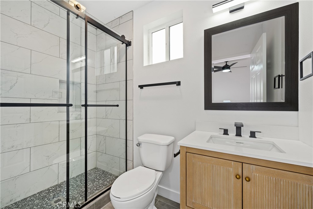 Los Angeles, California, 90011, United States, ,Residential,For Sale,1991089