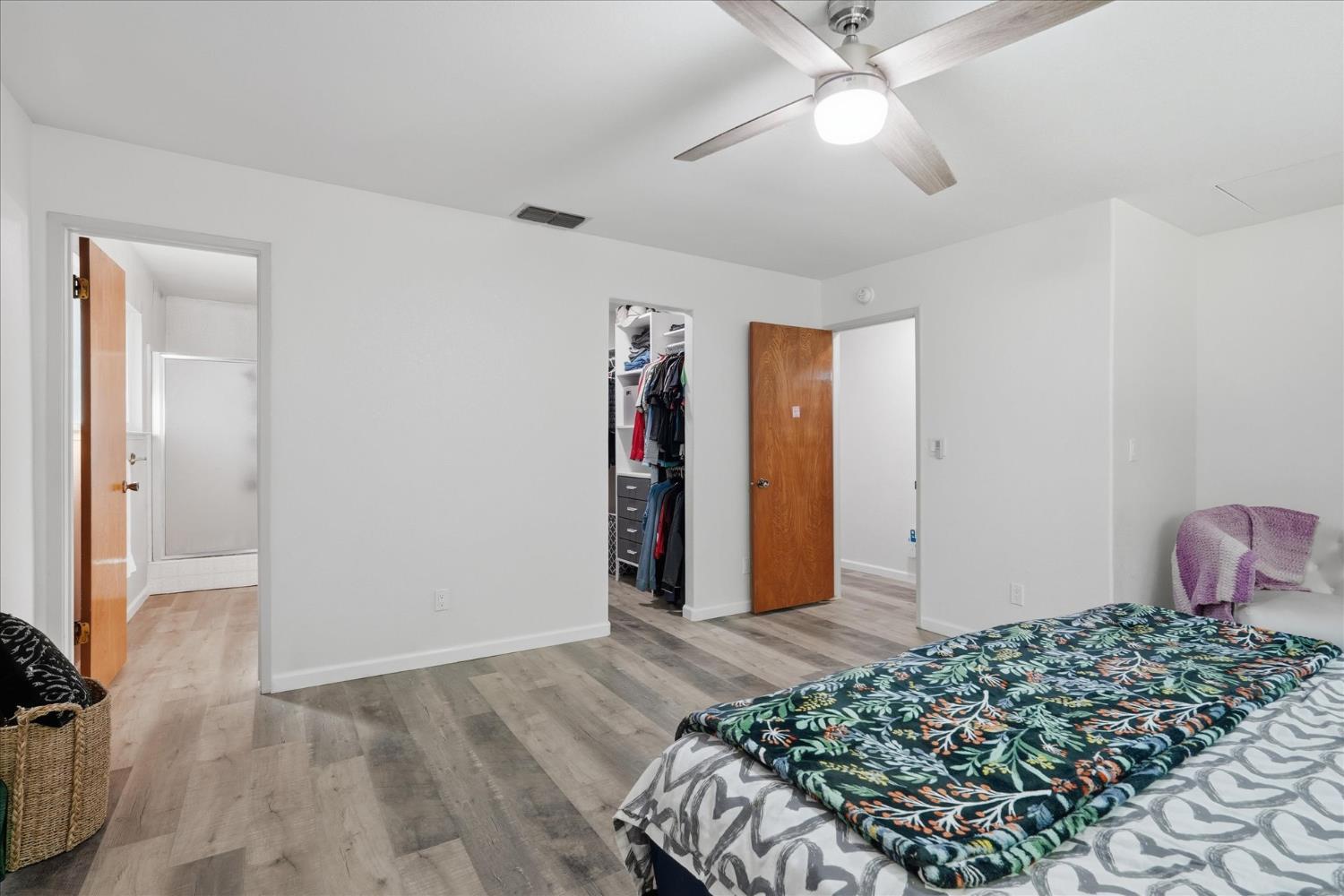 Sanger, California, 93657, United States, 3 Bedrooms Bedrooms, ,2 BathroomsBathrooms,Residential,For Sale,1982741