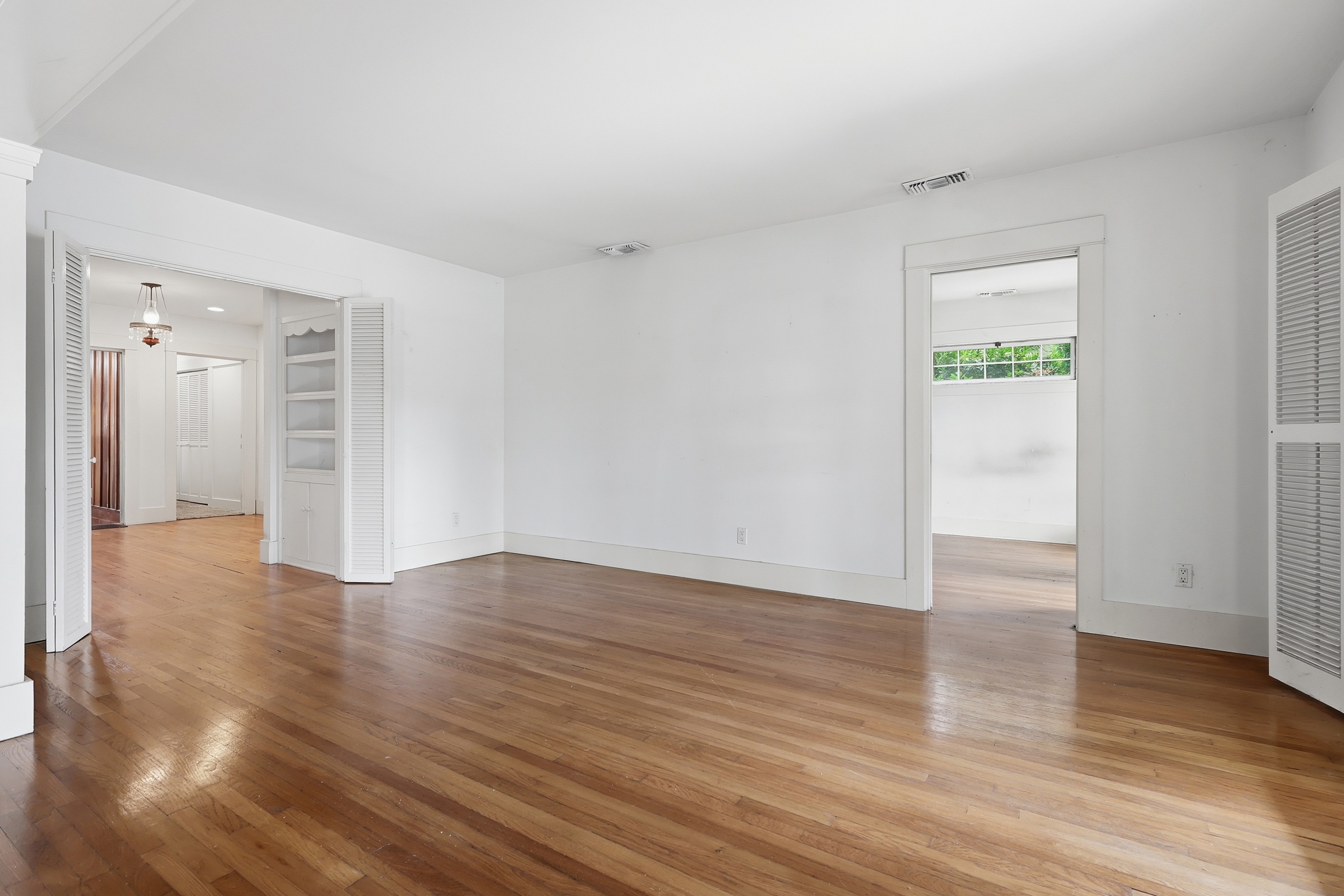  239 Mira Mar Avenue, Long Beach, CA 90803 - 物件實景