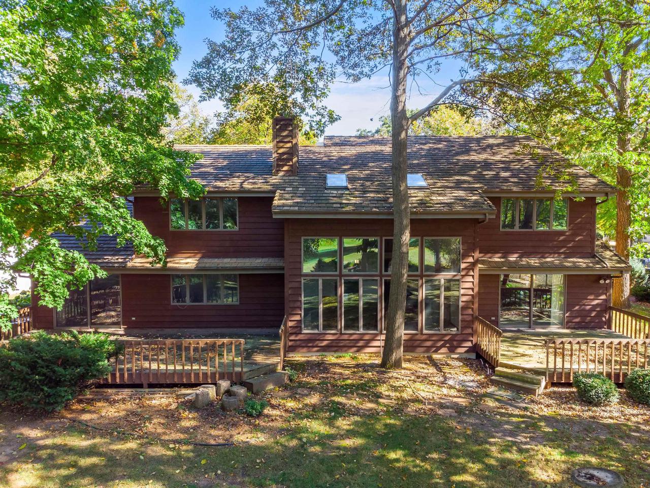 Oshkosh, Wisconsin, 54904, United States, 4 Bedrooms Bedrooms, ,3 BathroomsBathrooms,Residential,For Sale,1978045