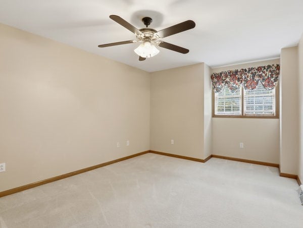 Sayre, Pennsylvania, 18840, United States, 5 Bedrooms Bedrooms, ,4 BathroomsBathrooms,Residential,For Sale,1979429