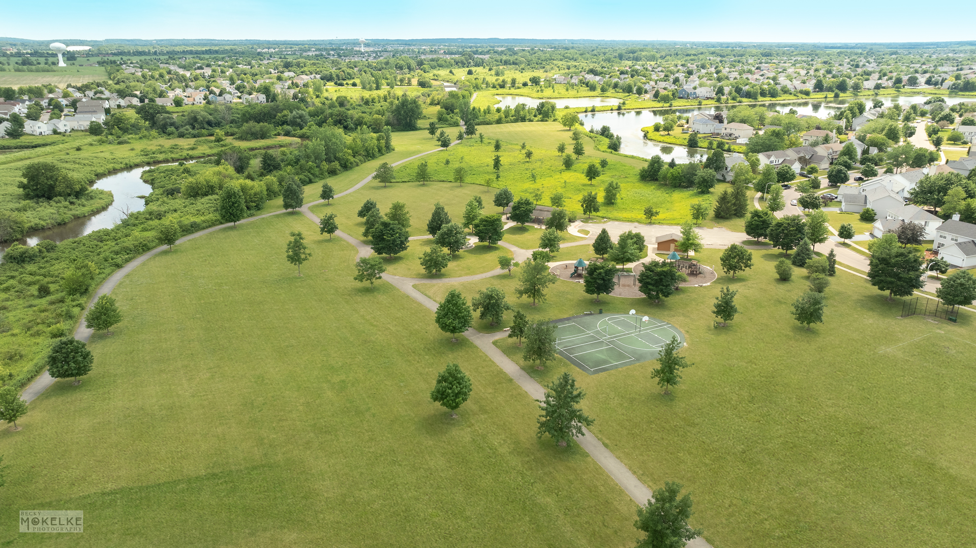 Montgomery, Illinois, 60538, United States, 5 Bedrooms Bedrooms, ,4 BathroomsBathrooms,Residential,For Sale,1925082