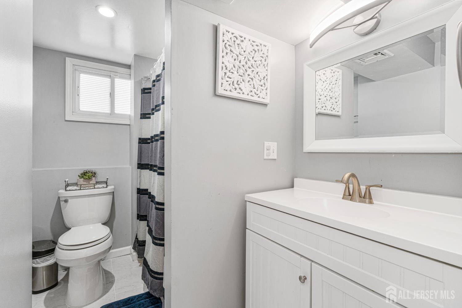 Old Bridge, New Jersey, 08857, United States, 4 Bedrooms Bedrooms, ,2 BathroomsBathrooms,Residential,For Sale,1989092