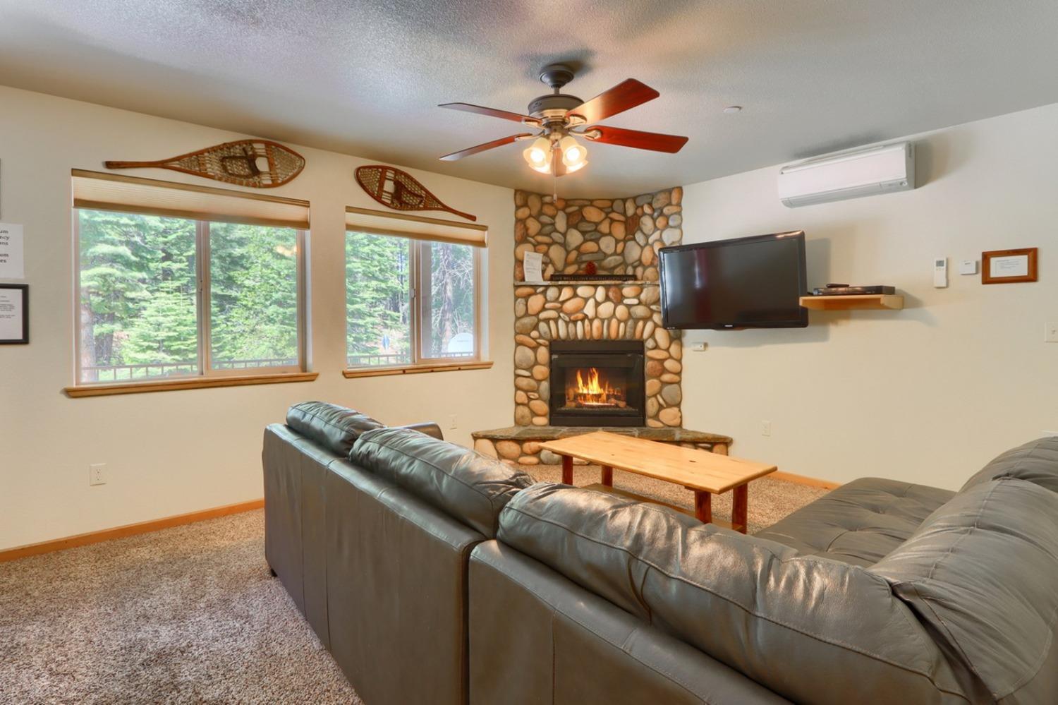 7400 Choke Cherry Lane, Yosemite, California, 95389, United States, 6 Bedrooms Bedrooms, ,4 BathroomsBathrooms,Residential,For Sale,7400 Choke Cherry Lane,1538846