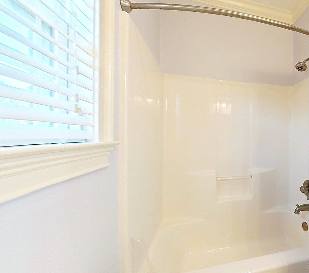 Thomasville, Georgia, 31757, United States, 4 Bedrooms Bedrooms, ,4 BathroomsBathrooms,Residential,For Sale,2007494