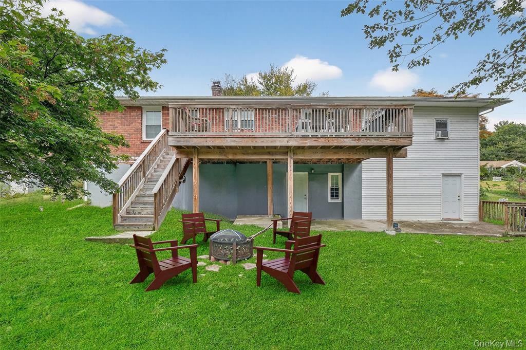 New Windsor, New York, 12553, United States, 4 Bedrooms Bedrooms, ,2 BathroomsBathrooms,Residential,For Sale,1977430