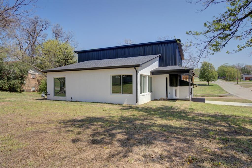 Purcell, Oklahoma, 73080, United States, 4 Bedrooms Bedrooms, ,4 BathroomsBathrooms,Residential,For Sale,1766644