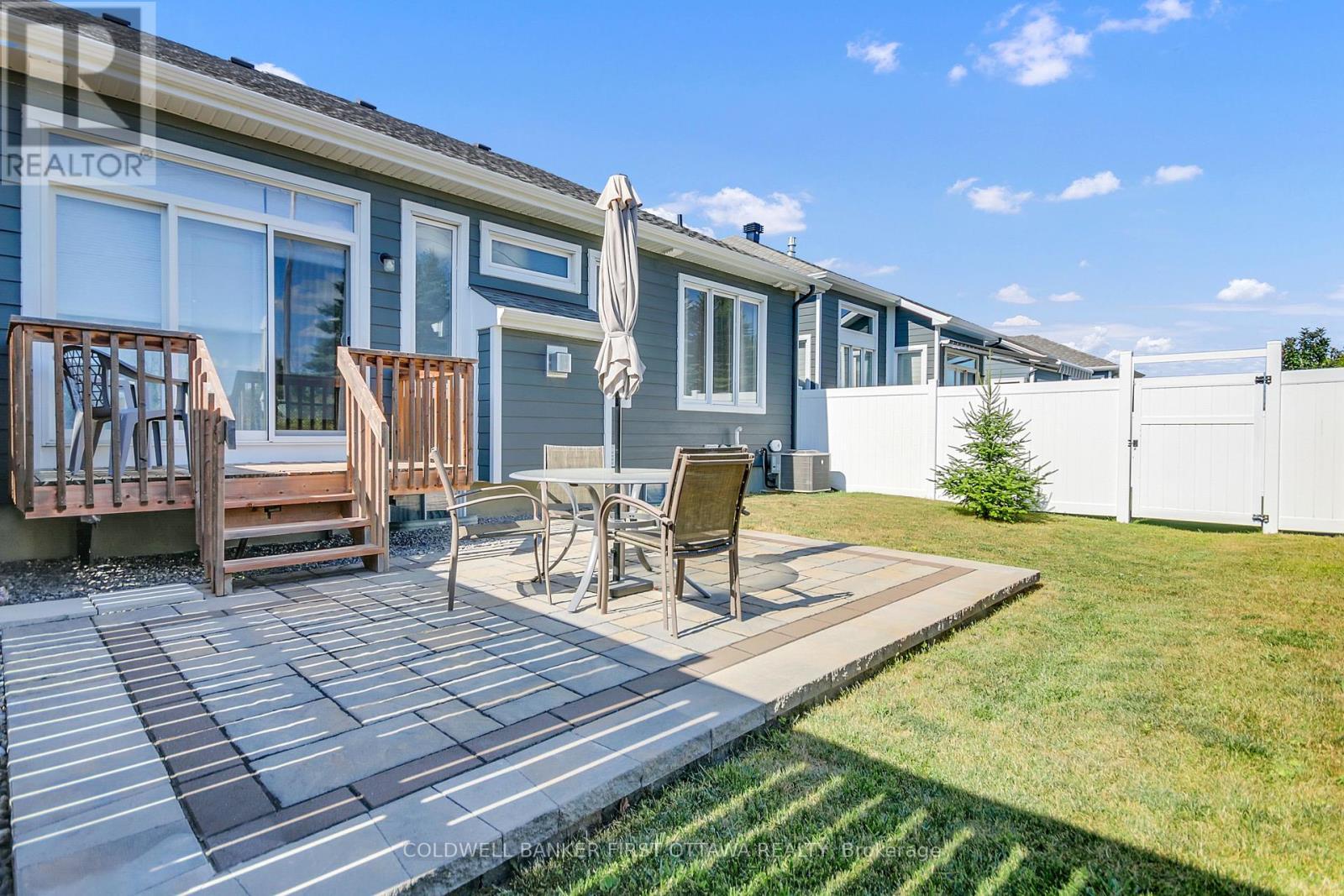 OTTAWA, Ontario, K4M 0H7, CA, 3 Bedrooms Bedrooms, ,3 BathroomsBathrooms,Residential,For Sale,1918434