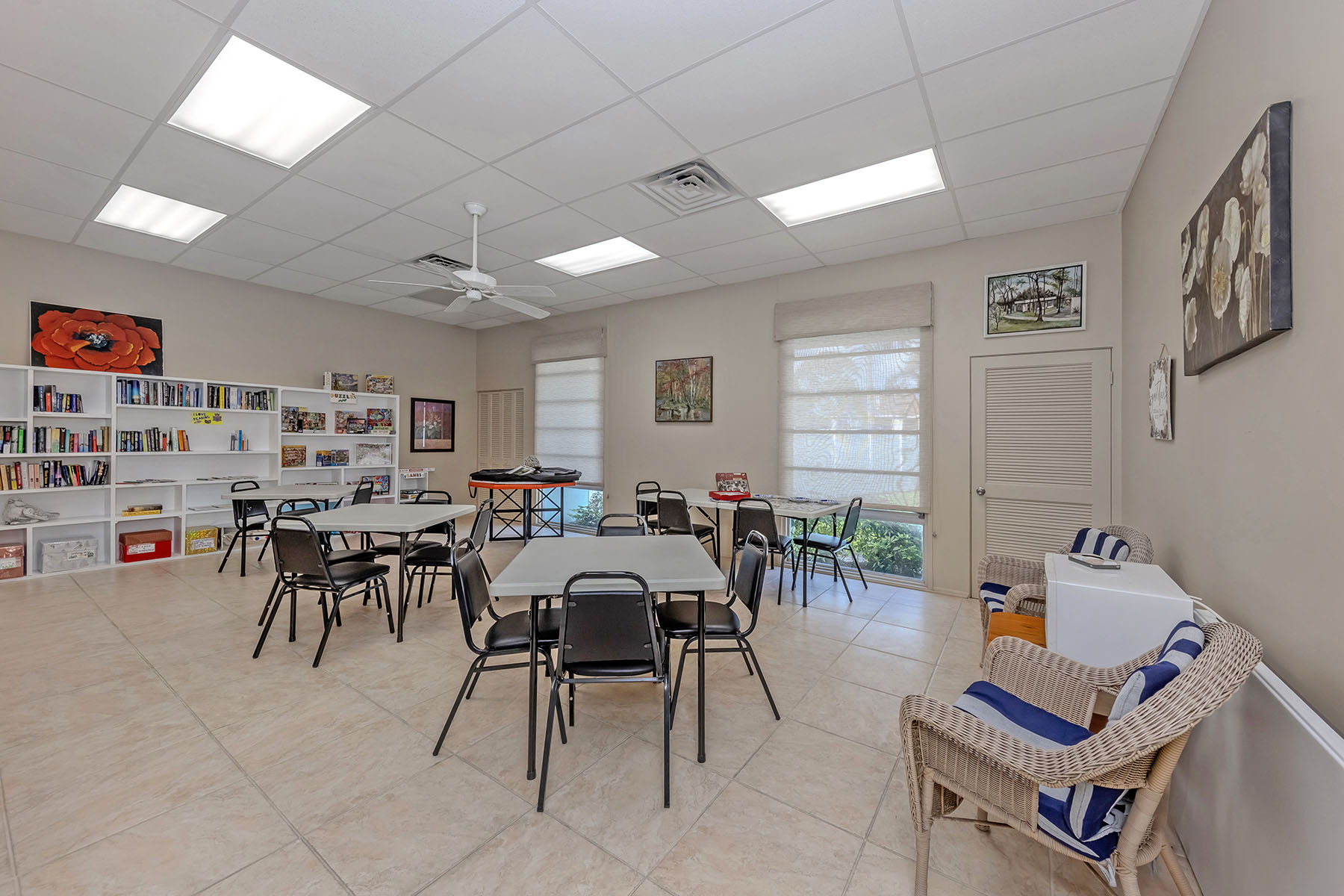  VILLAGE IN THE PINES - 物件實景