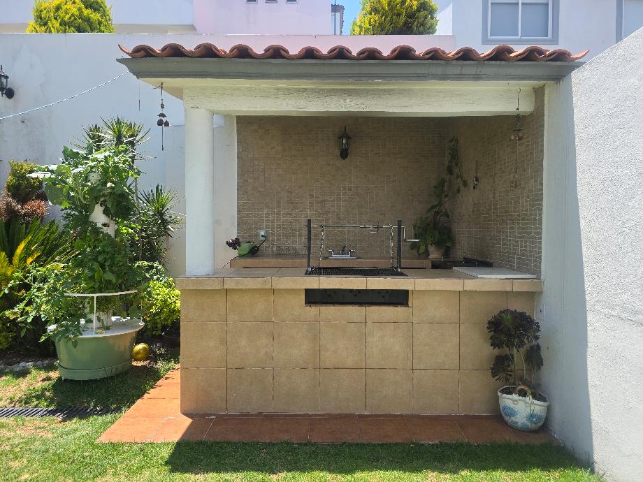 Atizapán de Zaragoza, Estado de méxico, 52930, Mexico, 3 Bedrooms Bedrooms, ,3 BathroomsBathrooms,Residential,For Sale,1840333
