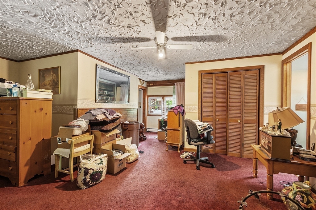 Orange, Massachusetts, 01364, United States, 7 Bedrooms Bedrooms, ,5 BathroomsBathrooms,Residential,For Sale,1940980