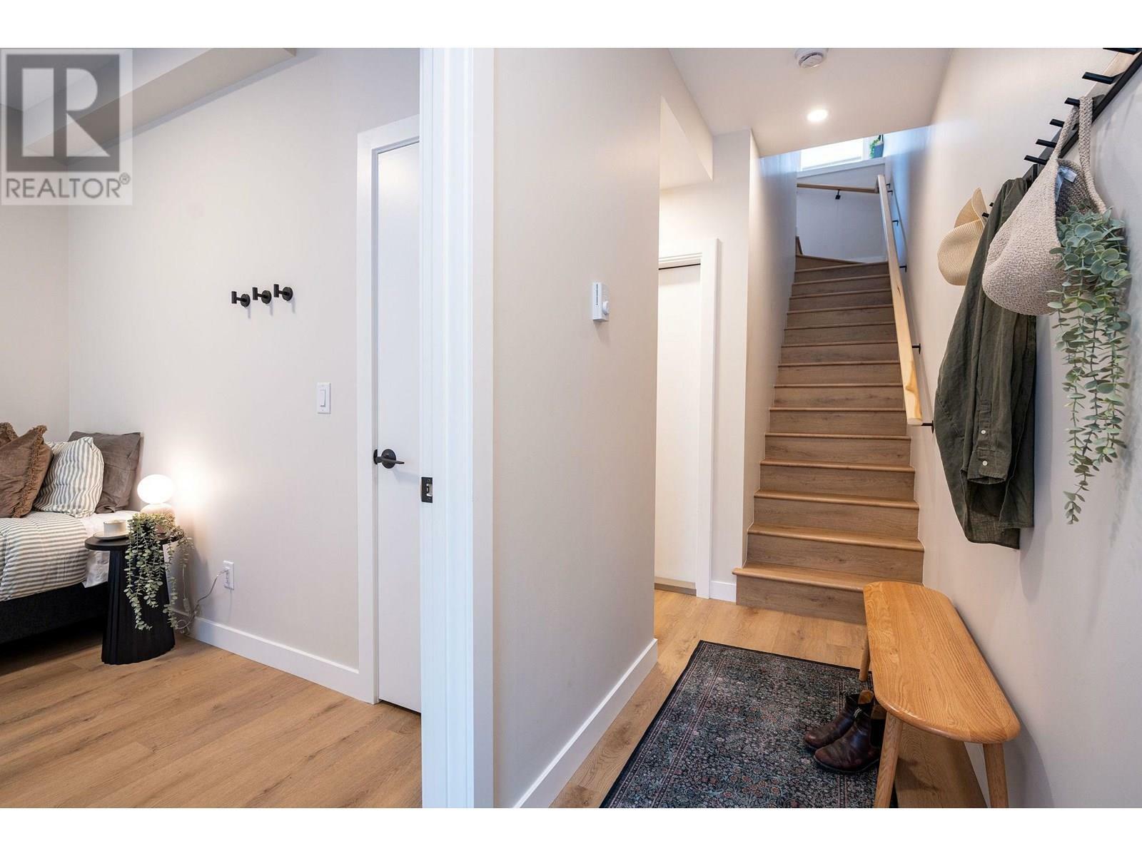 REVELSTOKE, British Columbia, V0E 2S0, CA, 3 Bedrooms Bedrooms, ,3 BathroomsBathrooms,Residential,For Sale,1882826