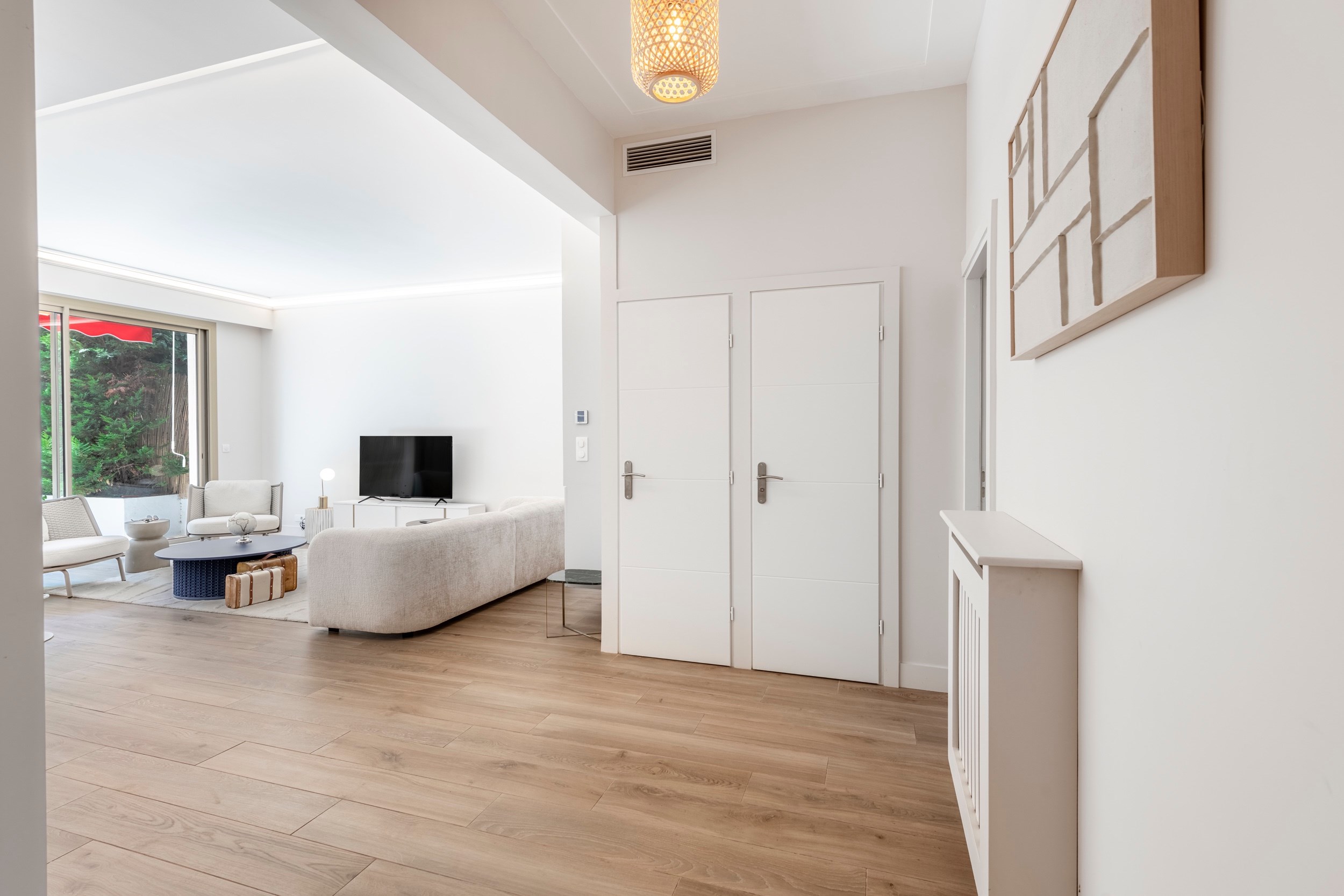  Nice, Le Port : 86 sq.m apartment with private garden on Boulevard Franck Pilat… - 物件實景