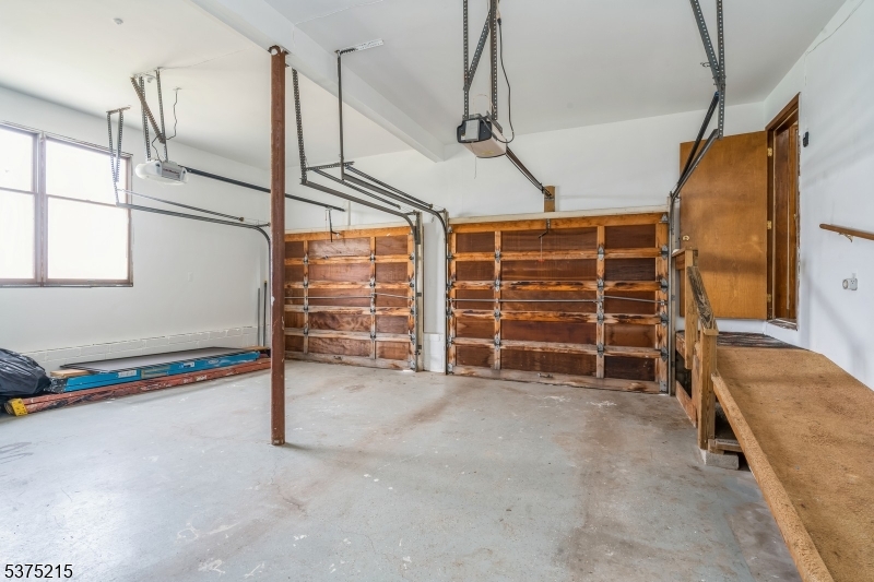 Raritan Twp., New Jersey, 08822, United States, 5 Bedrooms Bedrooms, ,3 BathroomsBathrooms,Residential,For Sale,1908572