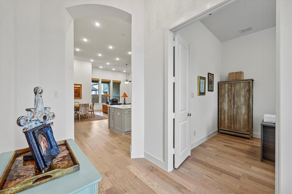 Rockwall, Texas, 75087, United States, 3 Bedrooms Bedrooms, ,4 BathroomsBathrooms,Residential,For Sale,1786102