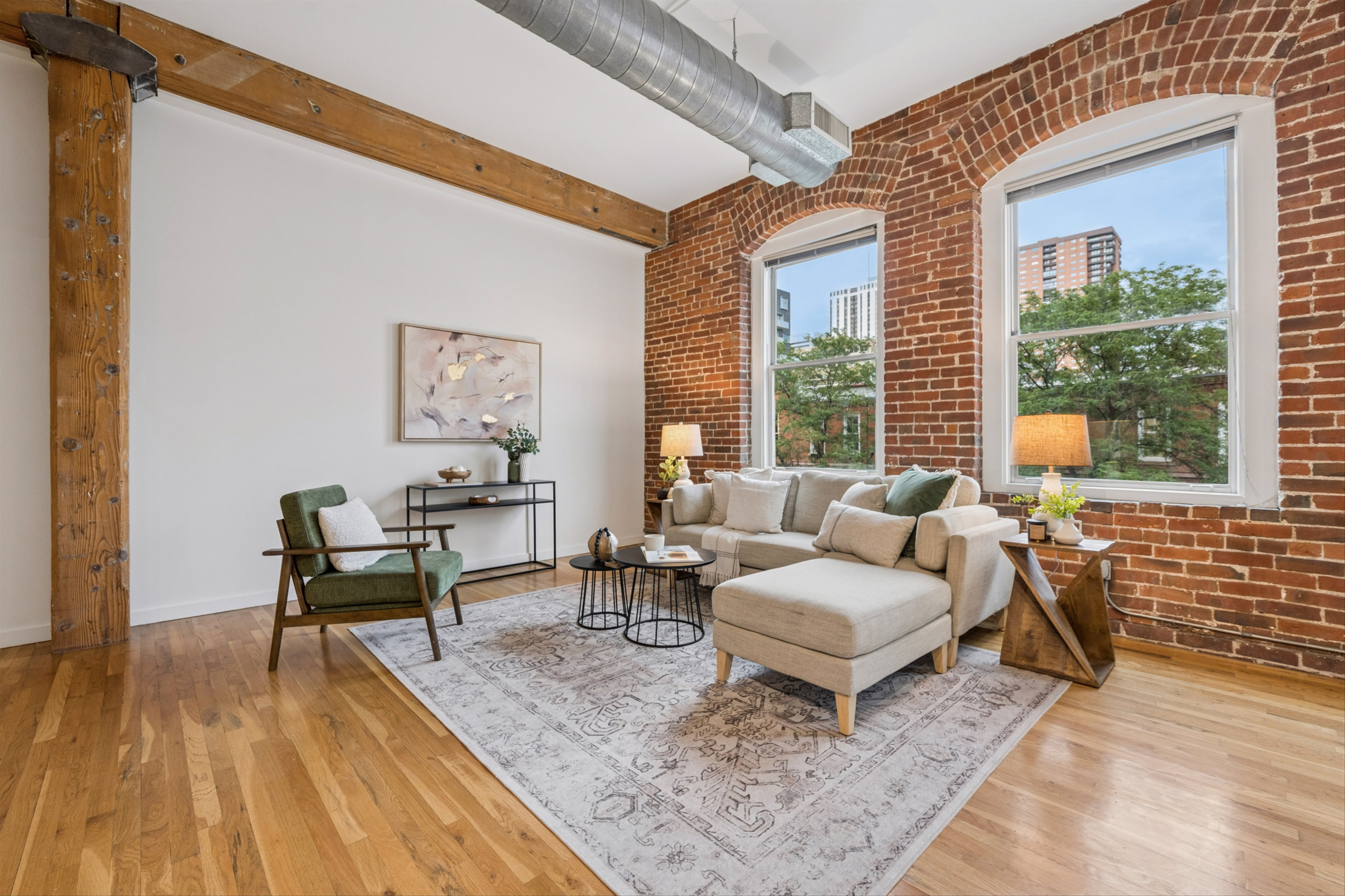  rare lodo loft gem – exposed brick, parking & walk to union  station - 物件實景