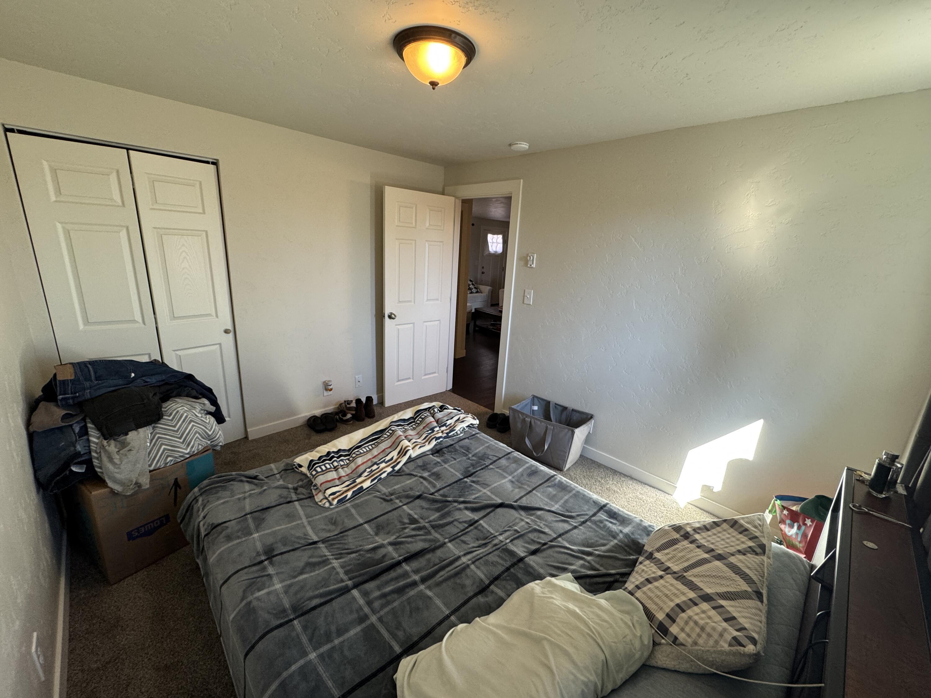 Redmond, Oregon, 97756, United States, ,Residential,For Sale,1937822