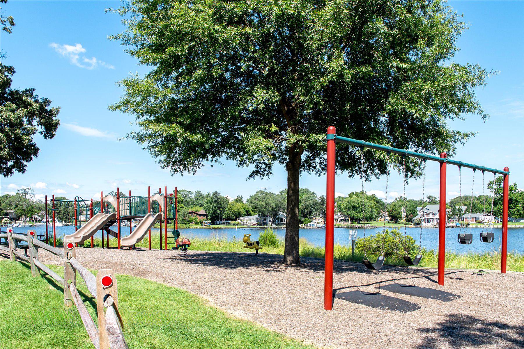  2033 Shore Drive, Edgewater, MD, 21037 - 物件實景