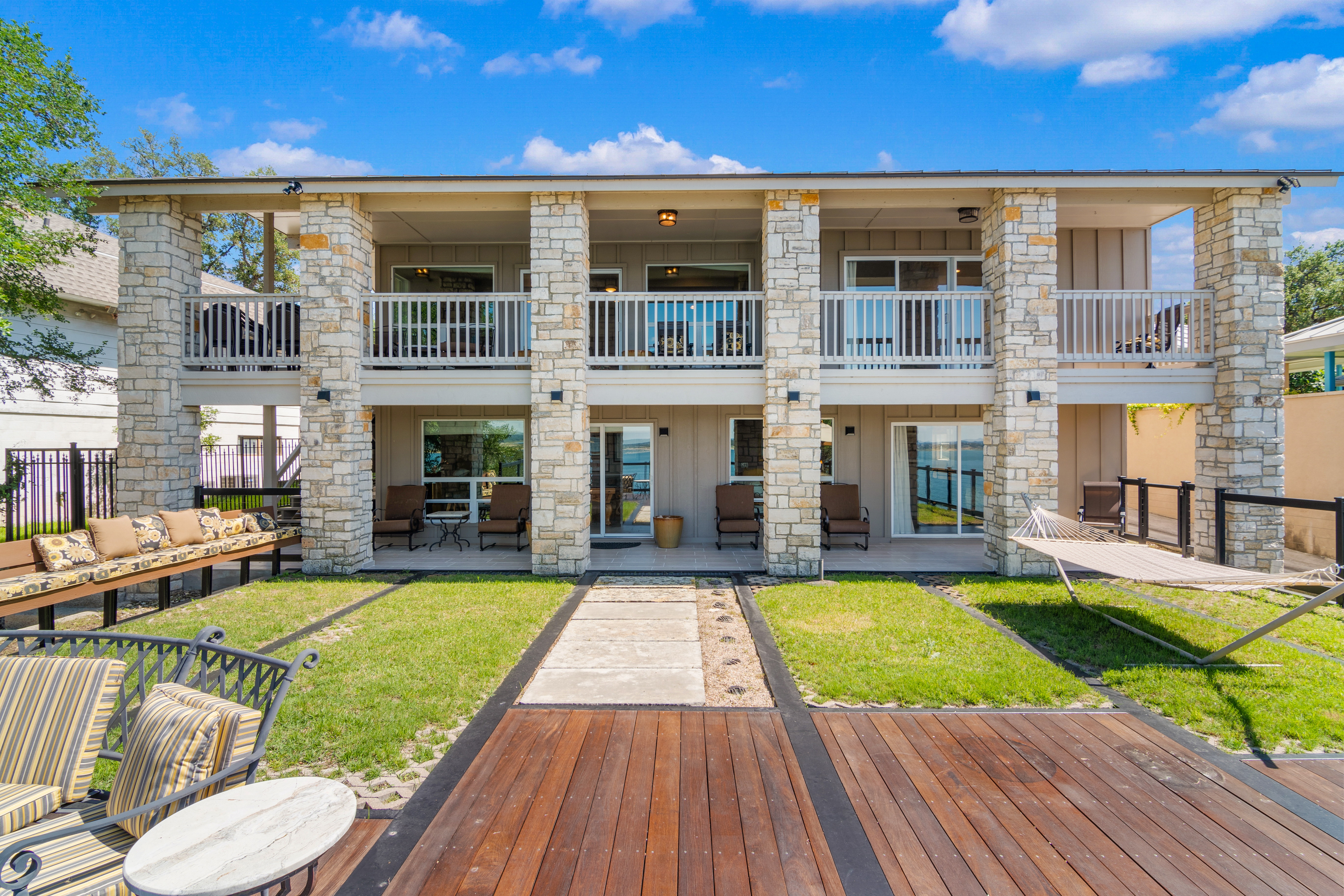  Canyon Lake Waterfront Retreat - 物件實景