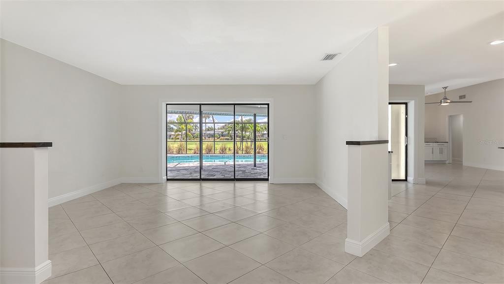 Sarasota, Florida, 34235, United States, 4 Bedrooms Bedrooms, ,3 BathroomsBathrooms,Residential,For Sale,1903701