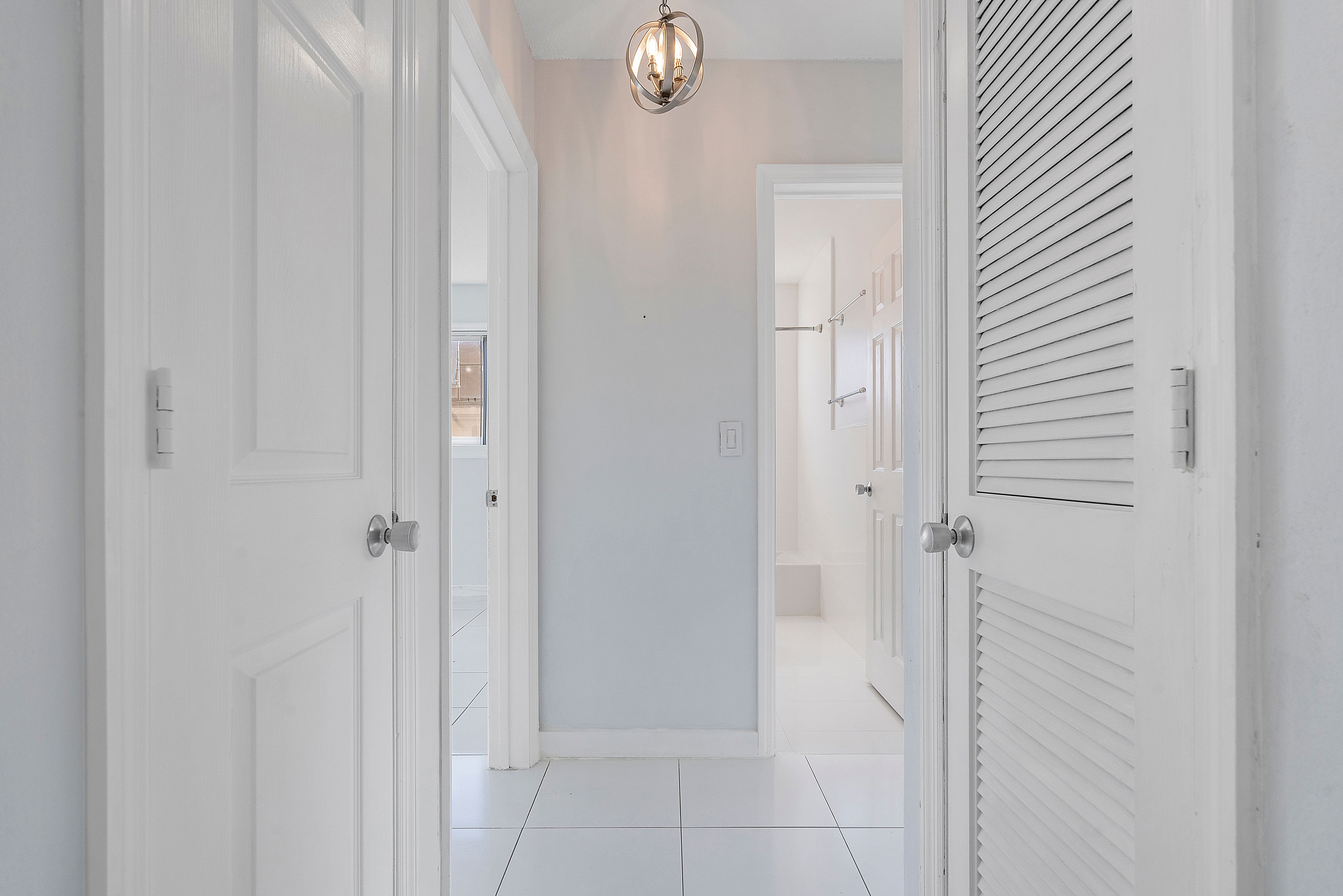  2475 NE 214th St, Aventura, FL, 33180 - 物件實景