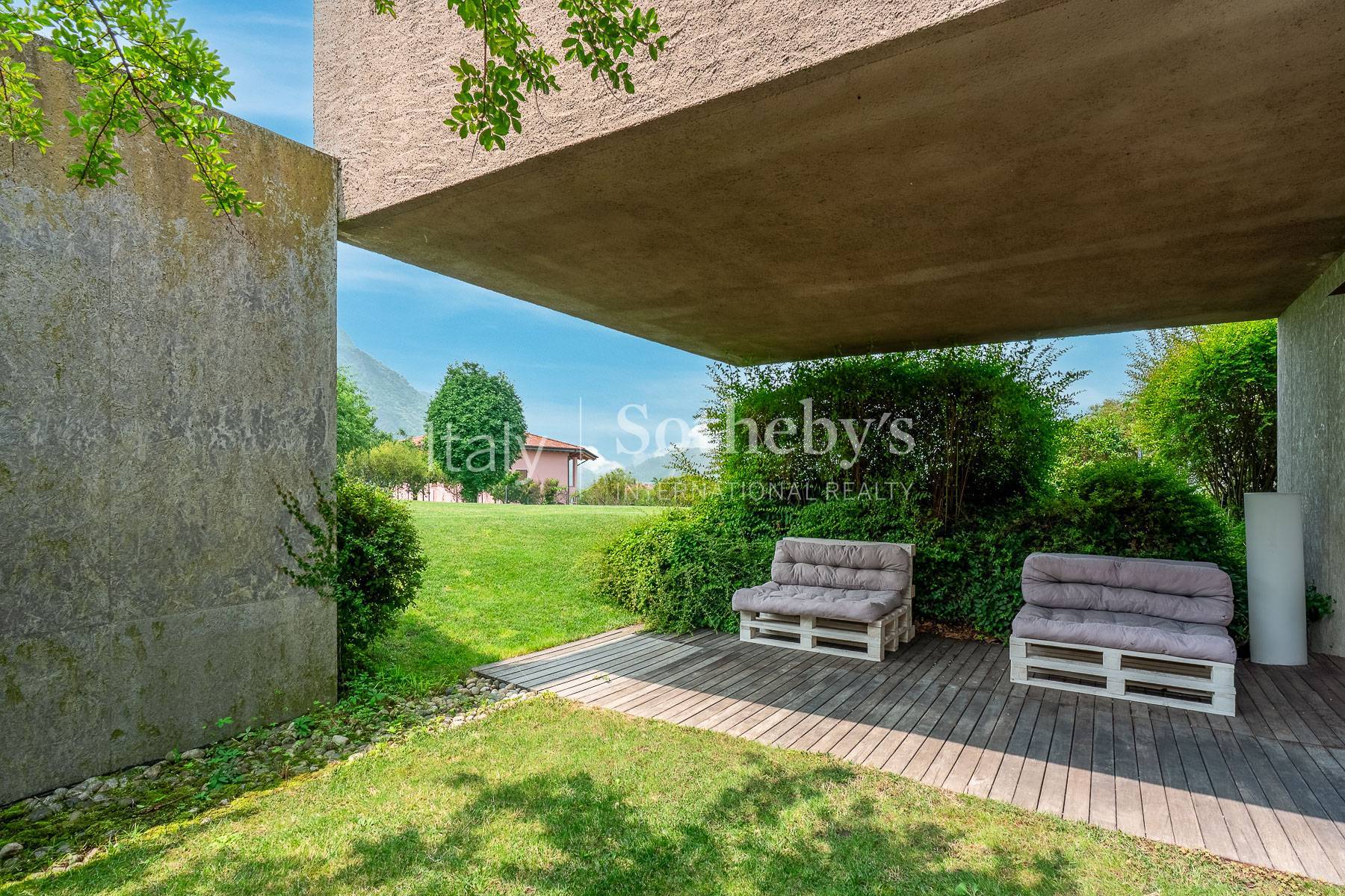  Prestigious villa with lake view and private park - 物件實景