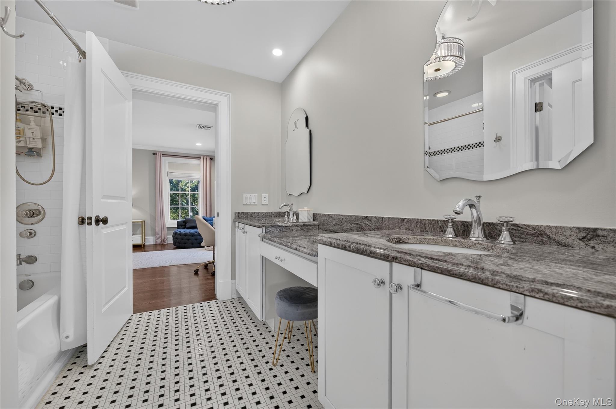  15 Thorman Lane, Huntington, NY, 11743 - 物件實景