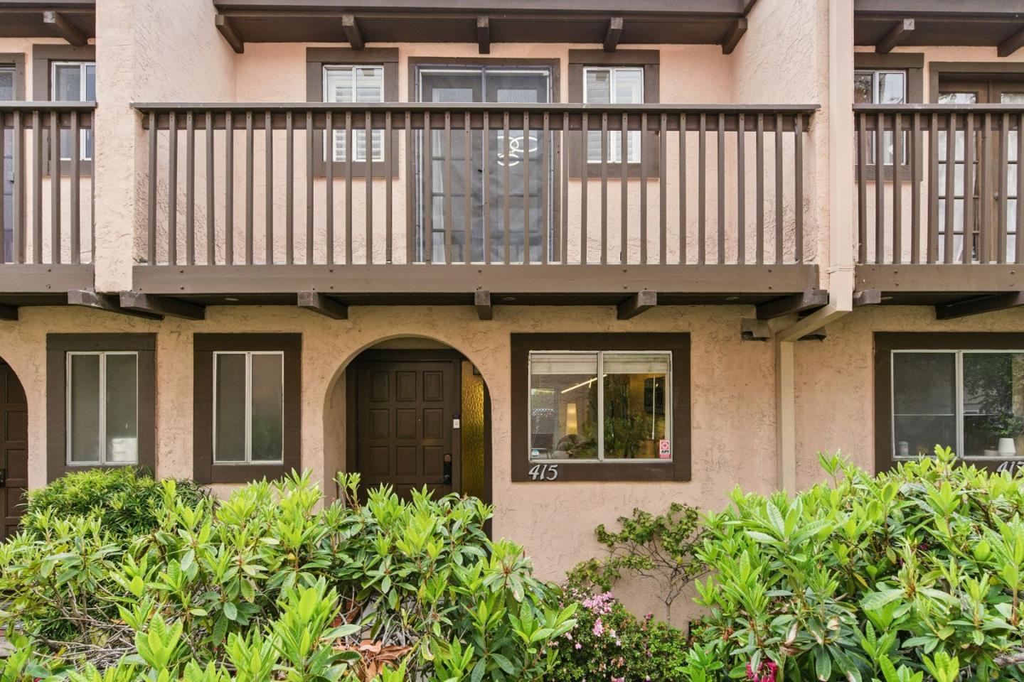 Redwood City, California, 94061, United States, 2 Bedrooms Bedrooms, ,2 BathroomsBathrooms,Residential,For Sale,1939349