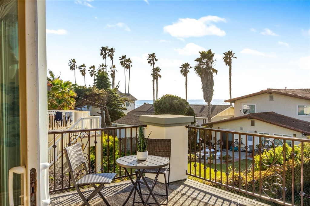 San Diego, California, 92107, United States, 6 Bedrooms Bedrooms, ,5 BathroomsBathrooms,Residential,For Sale,1843009