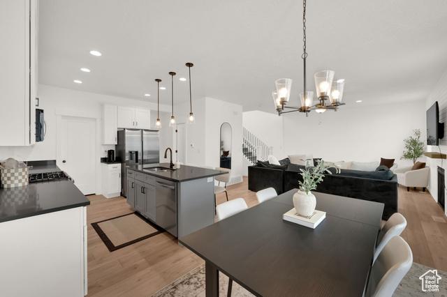 Eagle Mountain, Utah, 84005, United States, 4 Bedrooms Bedrooms, ,4 BathroomsBathrooms,Residential,For Sale,1942704