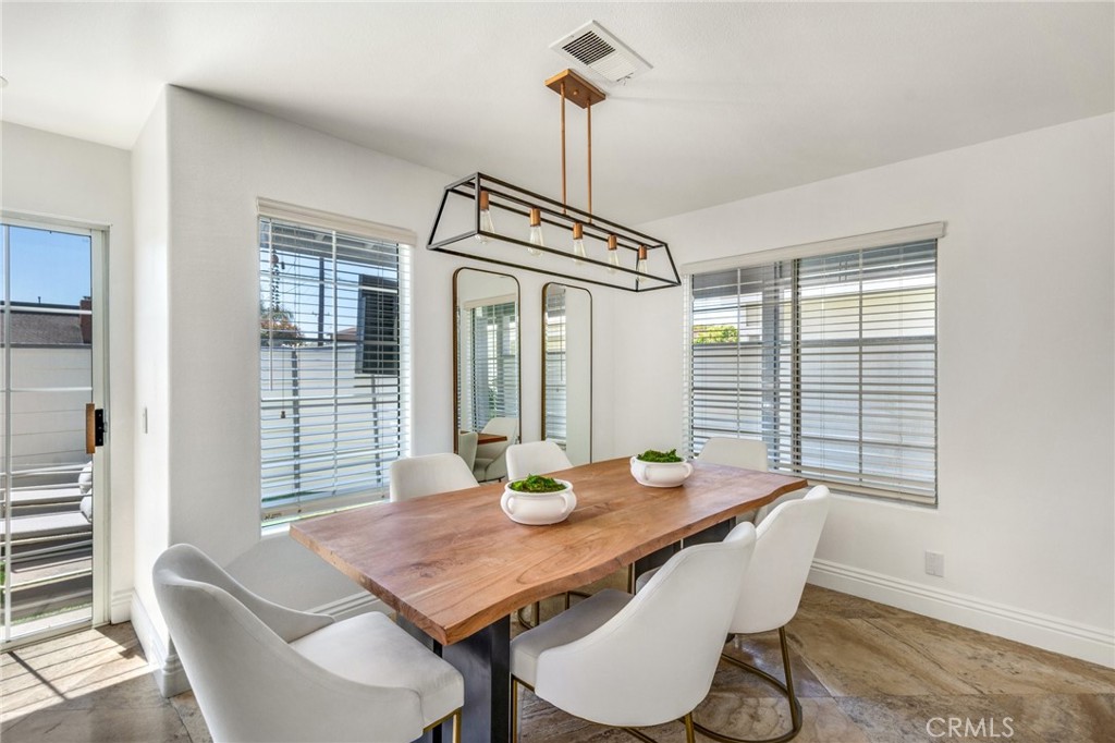 Costa Mesa, California, 92627, United States, 3 Bedrooms Bedrooms, ,2 BathroomsBathrooms,Residential,For Sale,1847589