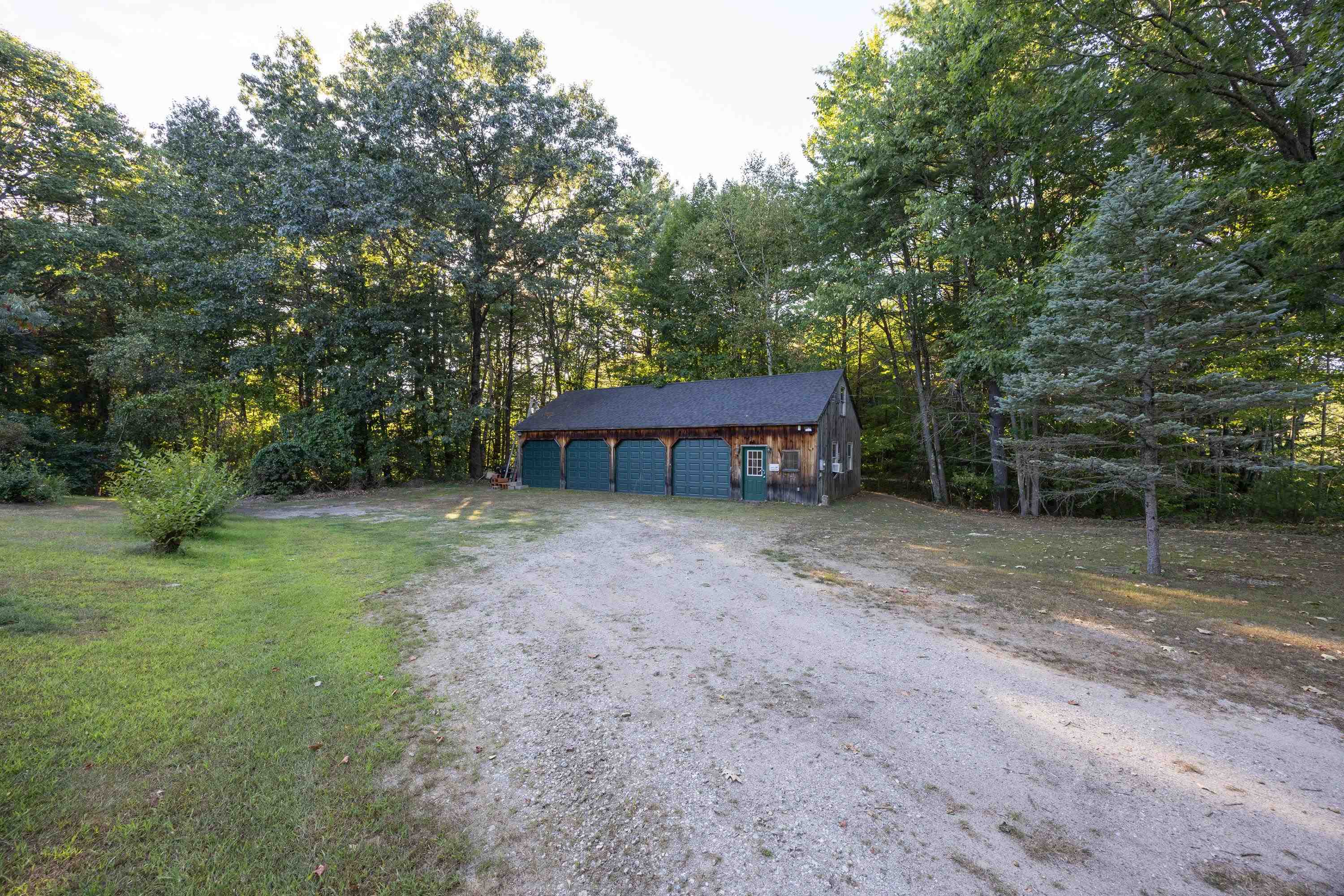 Pembroke, New Hampshire, 03275, United States, 4 Bedrooms Bedrooms, ,3 BathroomsBathrooms,Residential,For Sale,1925461