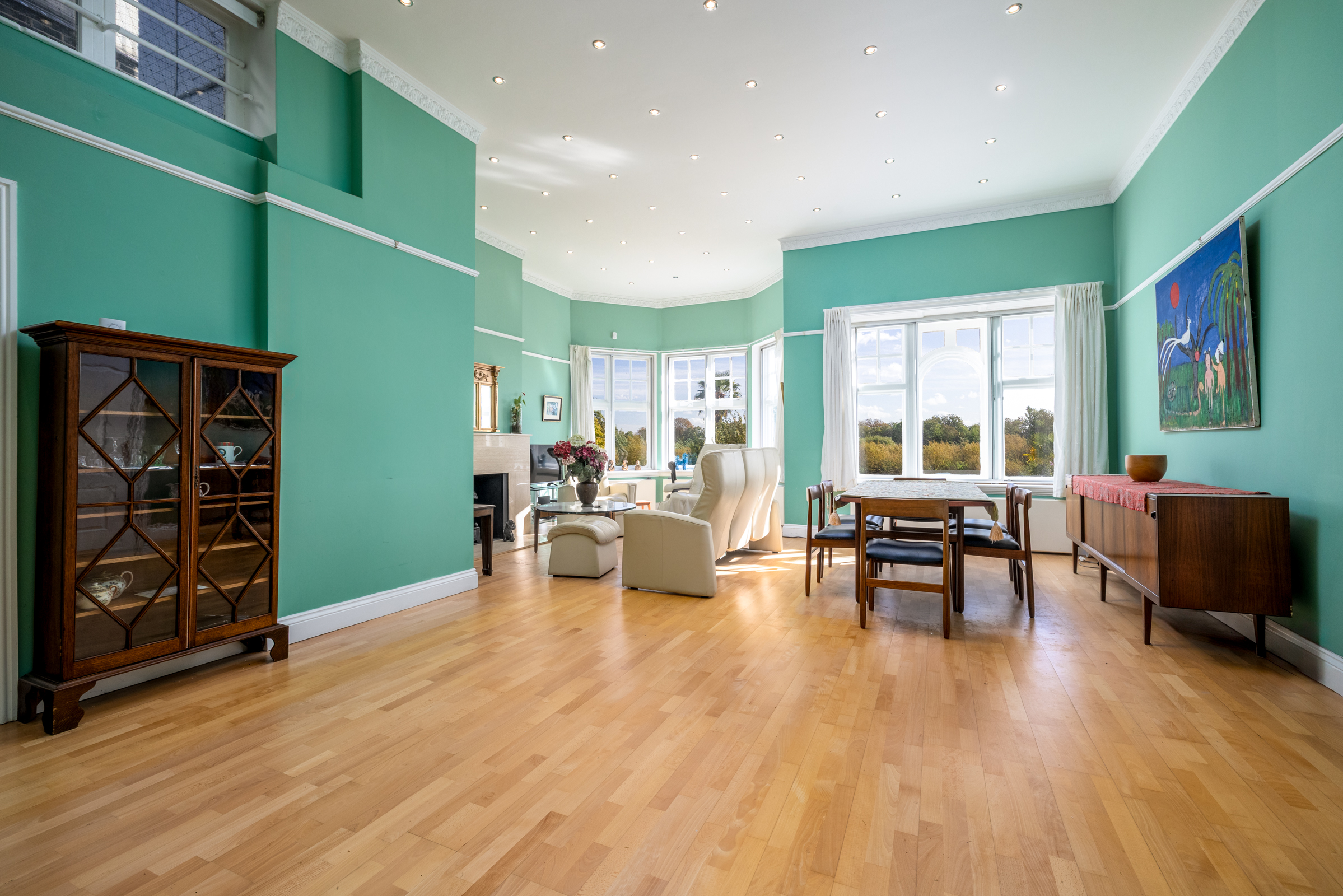  An Arts and Crafts house on Chiswick Mall with riverside gardens. - 物件實景