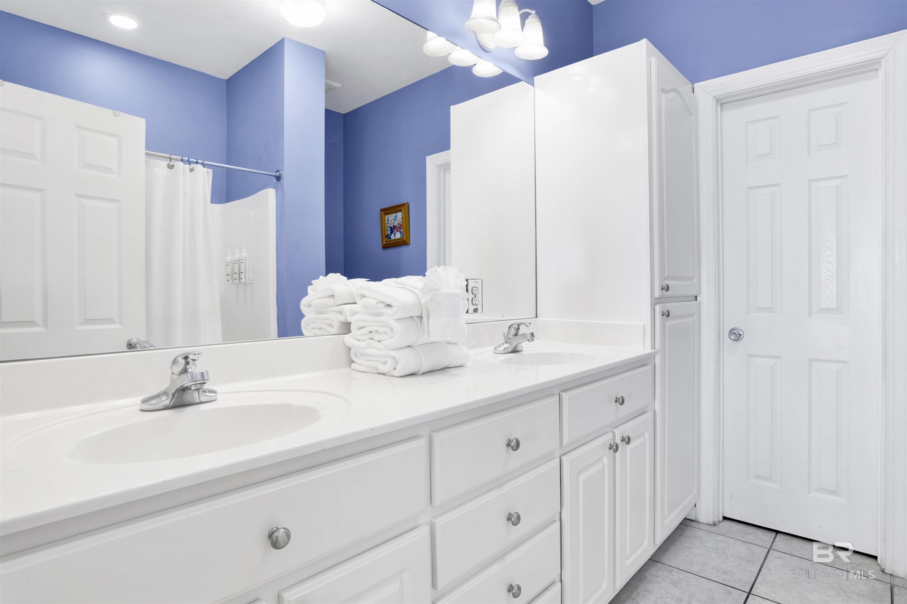 Gulf Shores, Alabama, 36542, United States, 8 Bedrooms Bedrooms, ,10 BathroomsBathrooms,Residential,For Sale,2022053