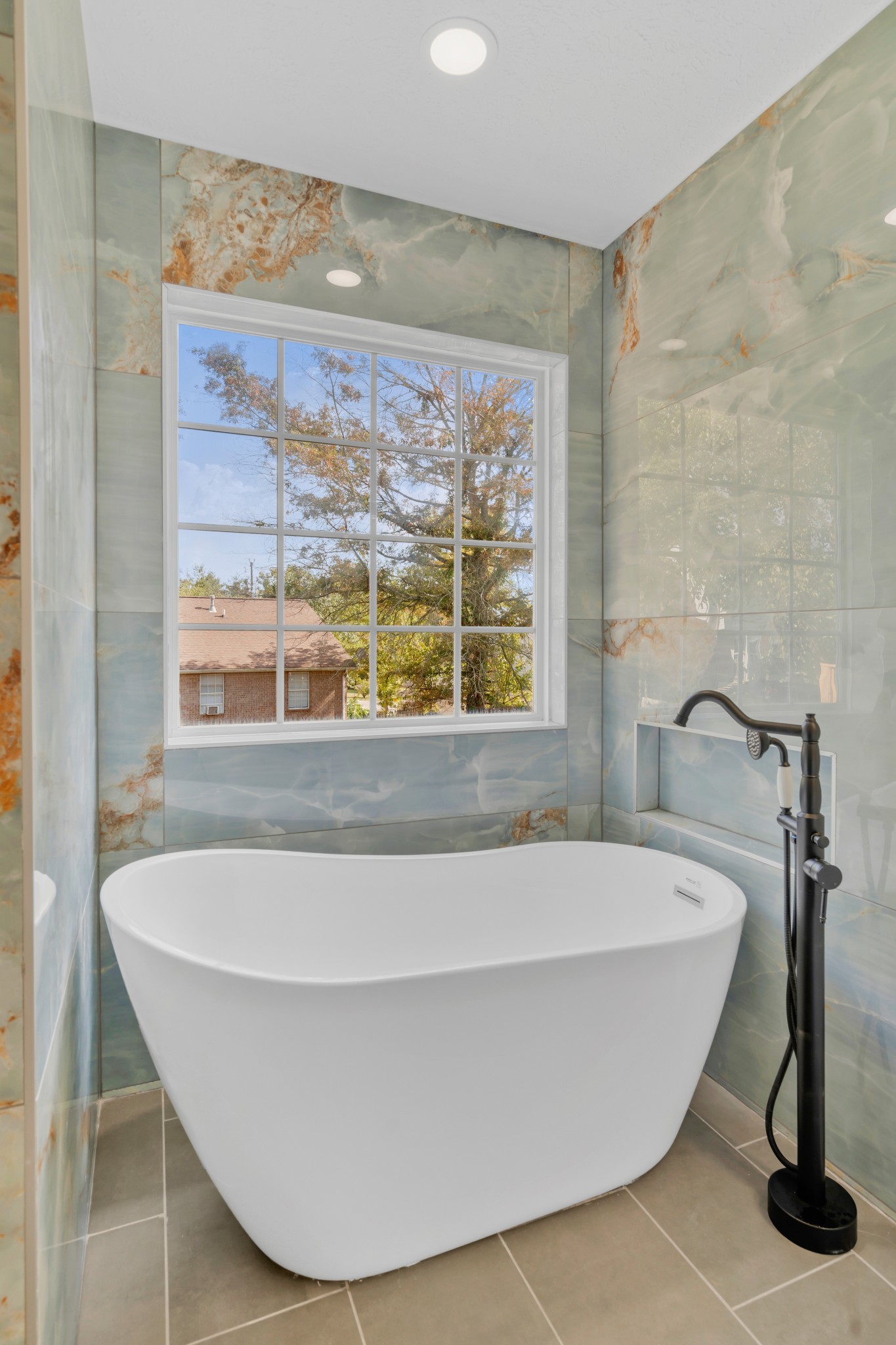 Mount Juliet, Tennessee, 37122, United States, 3 Bedrooms Bedrooms, ,2 BathroomsBathrooms,Residential,For Sale,1980225