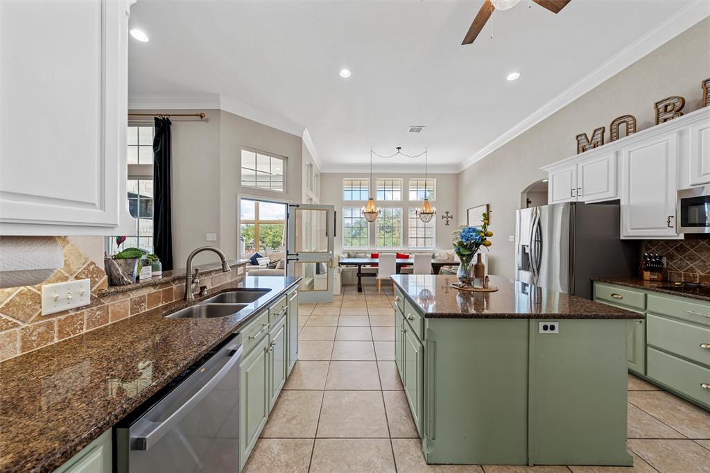 Lorena, Texas, 76655, United States, 4 Bedrooms Bedrooms, ,4 BathroomsBathrooms,Residential,For Sale,1906757