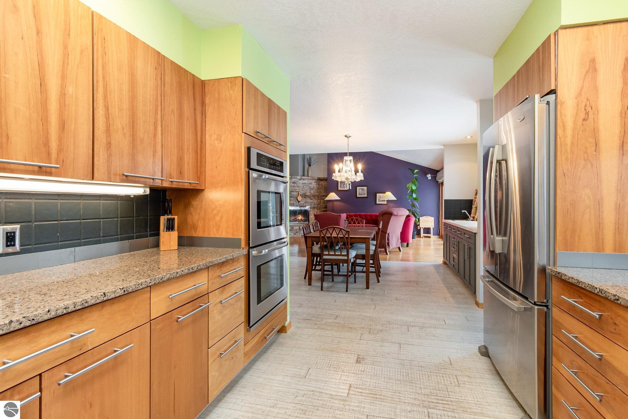 Alma, Michigan, 48801, United States, 5 Bedrooms Bedrooms, ,4 BathroomsBathrooms,Residential,For Sale,2000371